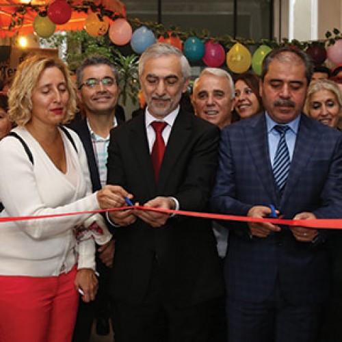 HayKonfed Eğitim ve İletişim Merkezi İstanbul Maslak’da Hizmete Açıldı.